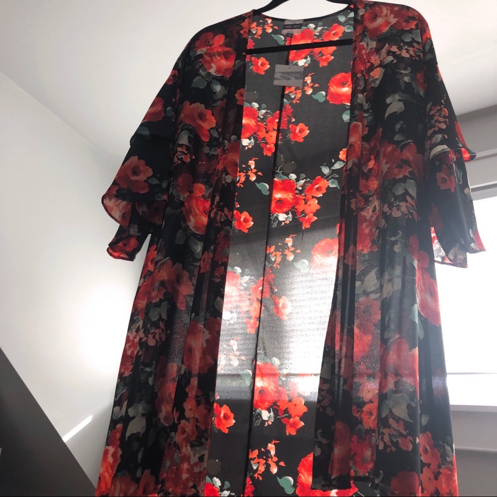 Floral Ruffle Sleeve Kimono